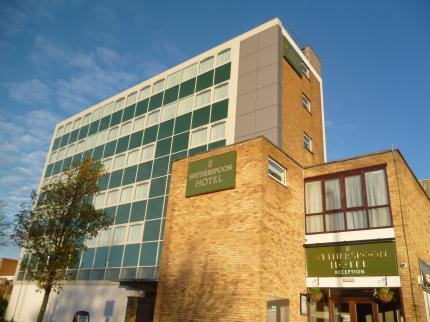 The Golden Acorn Wetherspoon Hotel Glenrothes Exterior photo