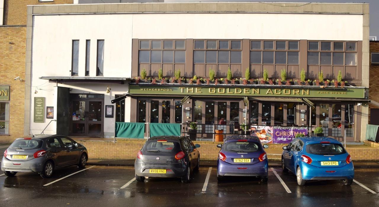 The Golden Acorn Wetherspoon Hotel Glenrothes Exterior photo